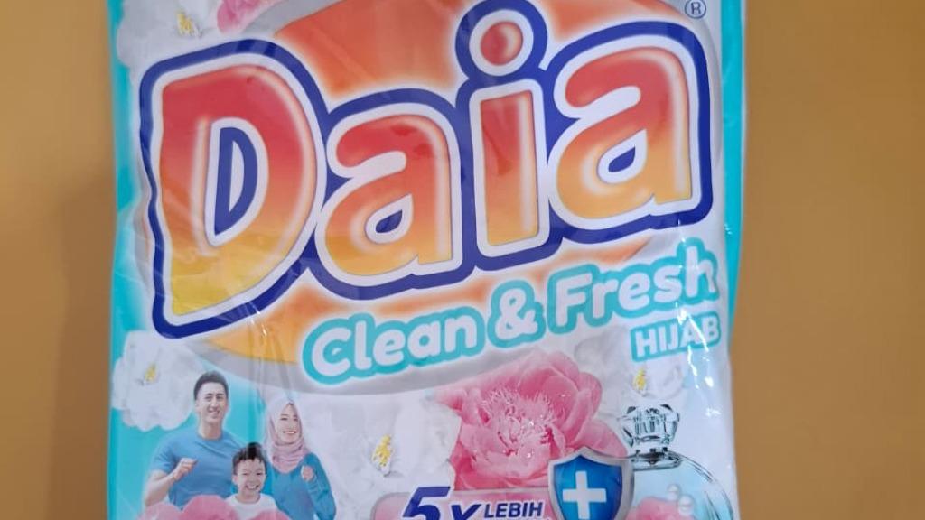 DAIA CLEAN & FRESH HIJAB RENTENG
